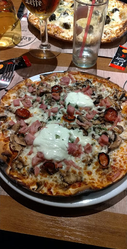Pizzeria La Salsa + distributeur de pizzas 24h/24, 7j/7