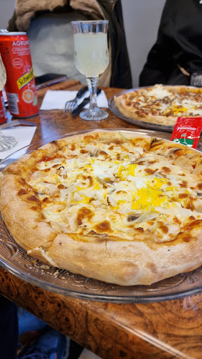 Yaya Pizza