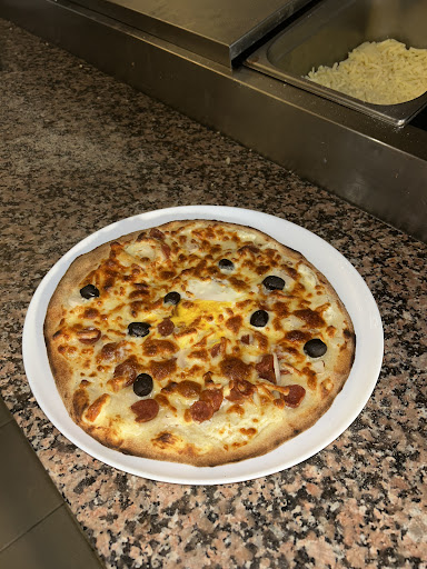SUPER PIZZA