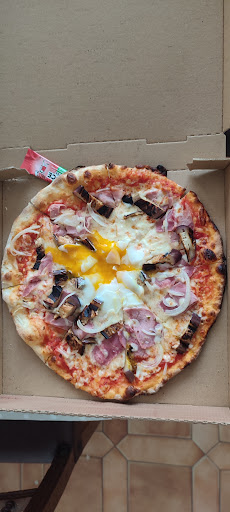 LA PIZZA 77