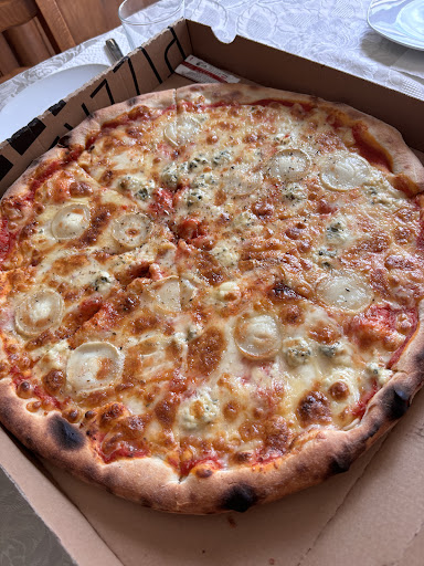 Pizza di casa