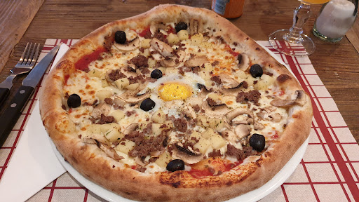 RED’S PIZZA