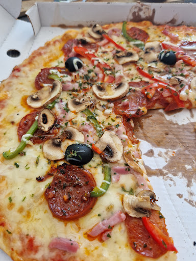 PARIS PIZZA