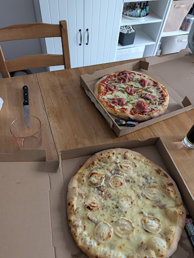 XL Pizza