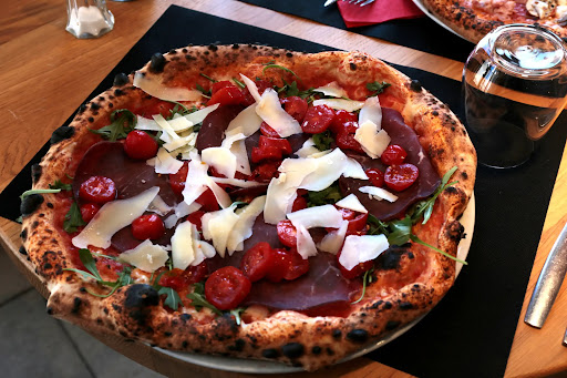 La Piazza Ristorante Pizzeria