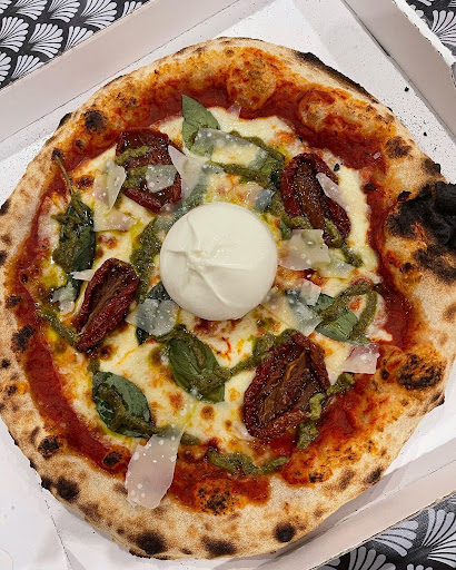 Camion pizza « la pizza des gourmets »
