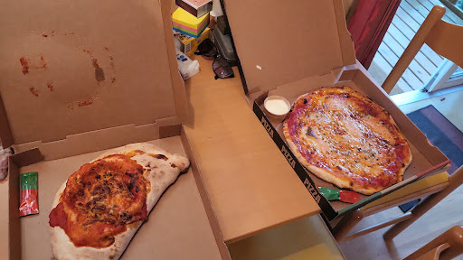 Pizza Luigi