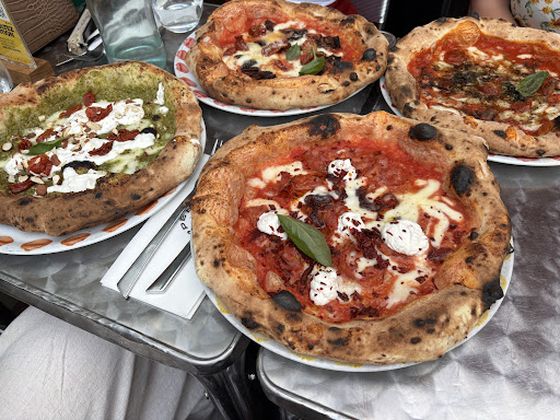 PEPPE PIZZERIA Etienne Marcel