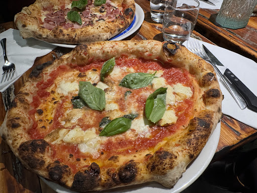 Augusto Pizzeria