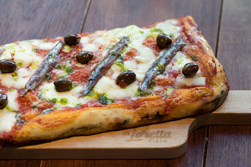 Pizza Di Loretta