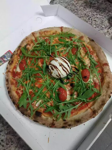 Pizza Parisienne