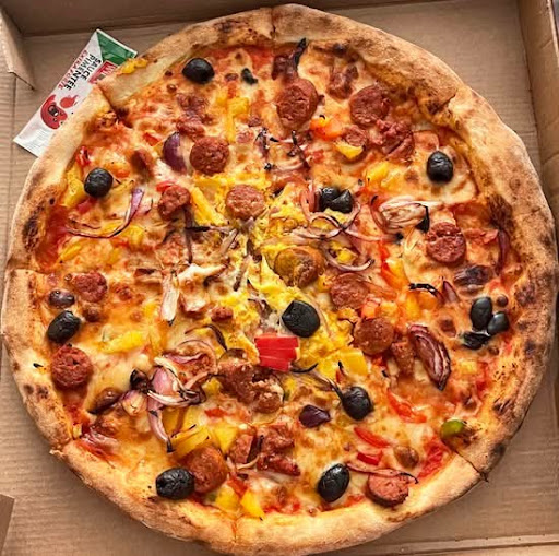 Pizza Center