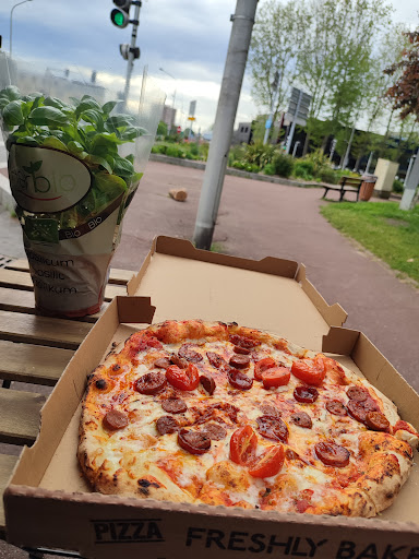 Samino pizza, camion au feu de bois