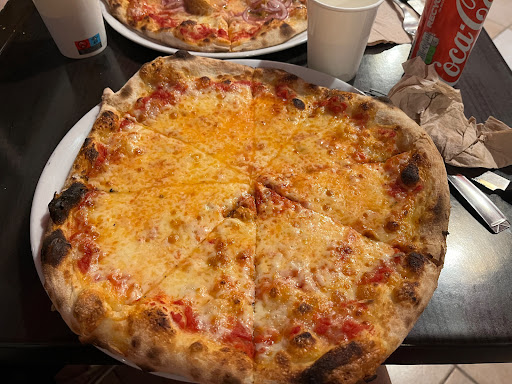 Pizzeria bella napoli