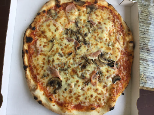 Pizza World