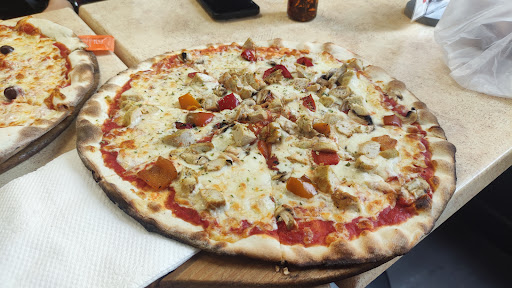 Momo pizza