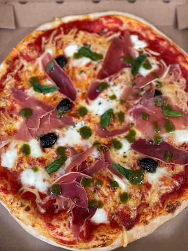 Emilie Pizza