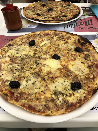 Pizzeria